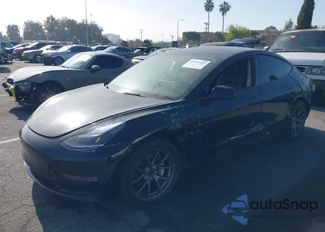 2022 Tesla Model 3 Long Range Dual Motor All-Wheel Drive z USA, uszkodzony, nr VIN 5YJ3E1EBXNF134442